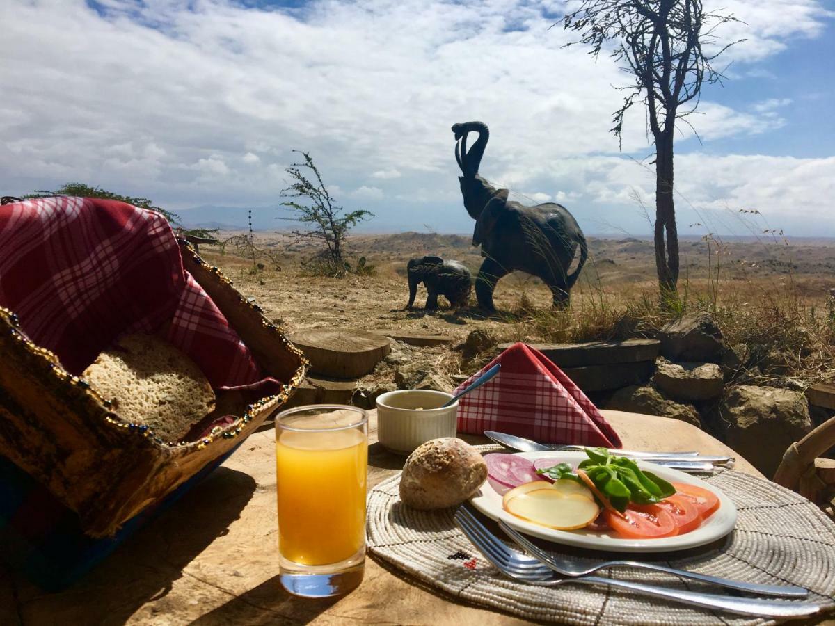 Original Maasai Lodge - Africa Amini Life Engare Nanyuki Екстер'єр фото